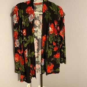 2x light sweater black w/ roses Christmas